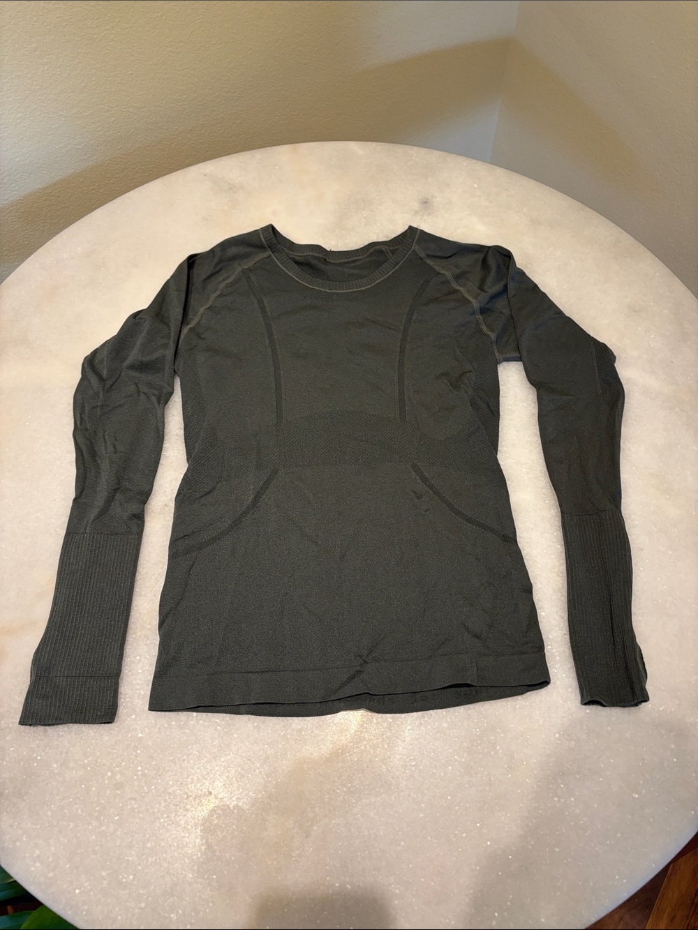 Seamless Long Sleeve Athletic Top in Green